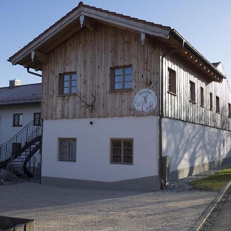 Appartement - Ferienwohnung - Fewo Heuboden Emmering  エクステリア 写真